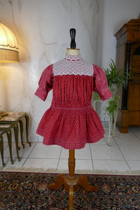 Antique German children’s dress ca. 1910–1911, red cotton with lace collar