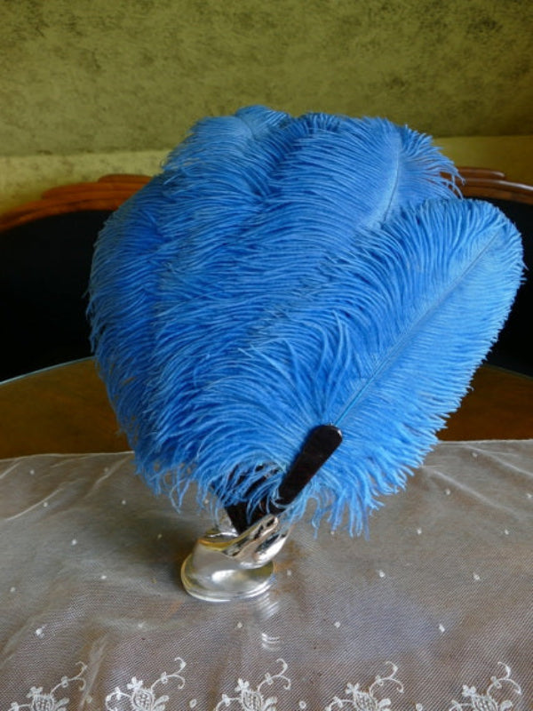 Blau schattierter Fächer aus Straußenfedern, 1920er Jahre
