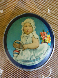 Puderdose, England, ca. 1931