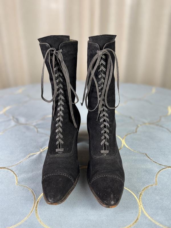 Wildleder-Schnürstiefel, ca. 1916