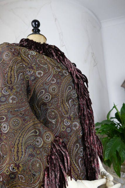 Dolman aus Seide mit Paisleymuster, ca. 1880