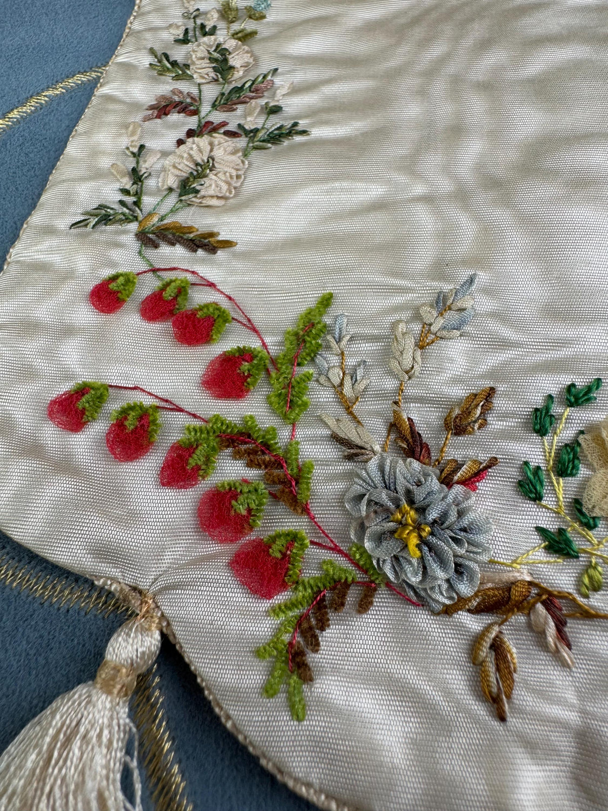 Bestickte Biedermeier-Tasche, England, ca. 1820-1830