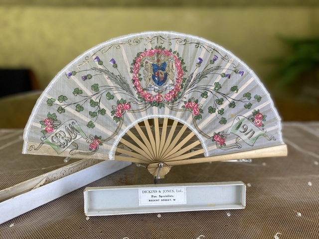 antique coronation fan 1911
