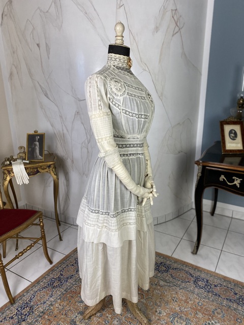Tea gown, 1900-1910 | Edwardian era fashion, Edwardian fashion, Victorian  clothing