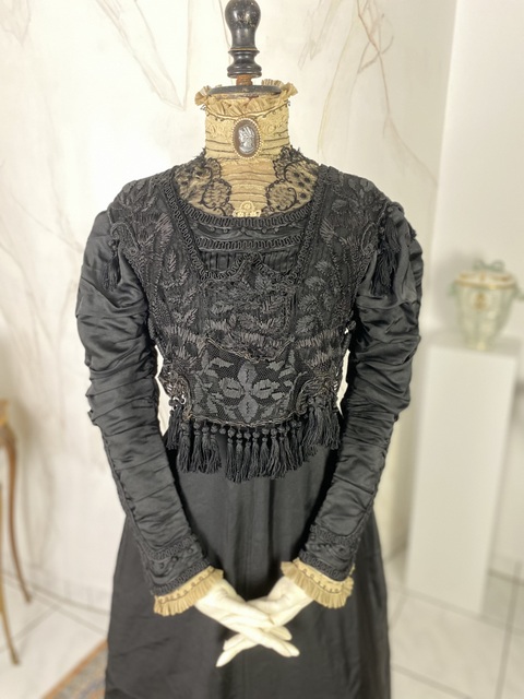 antikes Jugendstil Kleid 1906