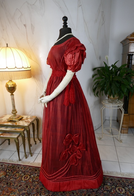 antique gauze dress 1828