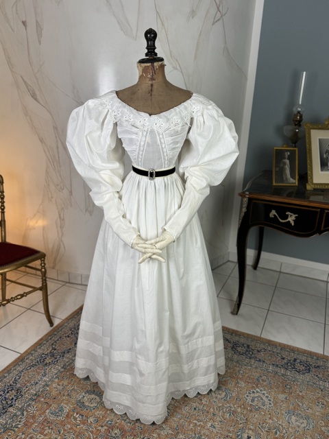 antikes Biedermeier Kleid 1830