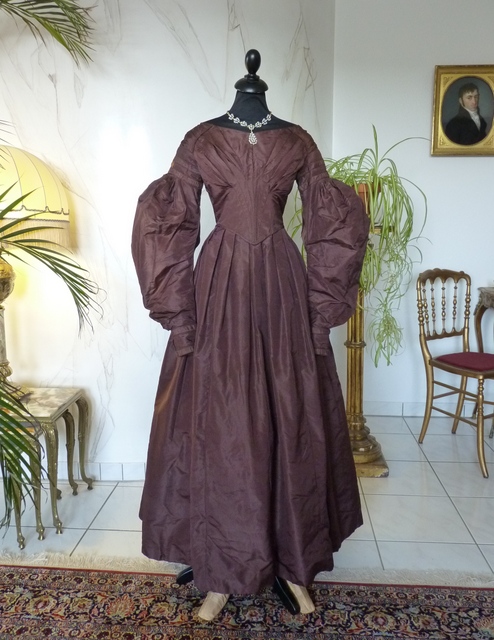 antique romantic period gown 1837