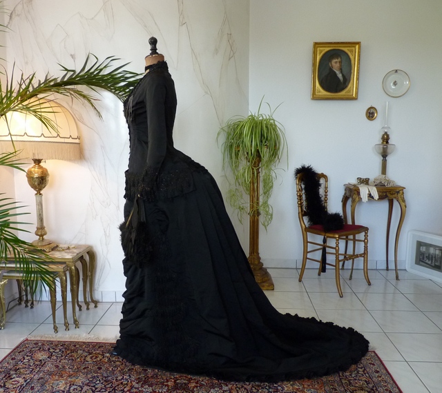 antique mourning dress 1879