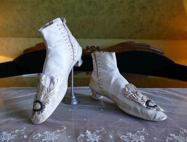 antique wedding boots 1855