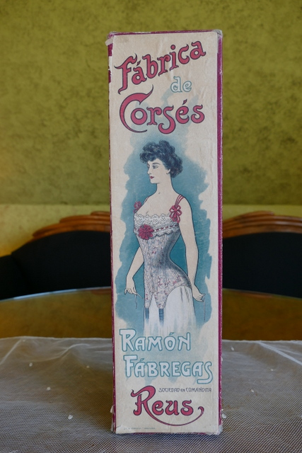 antique corset box 1903